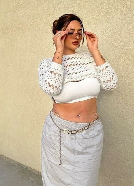 Lexi Borg belle actrice img