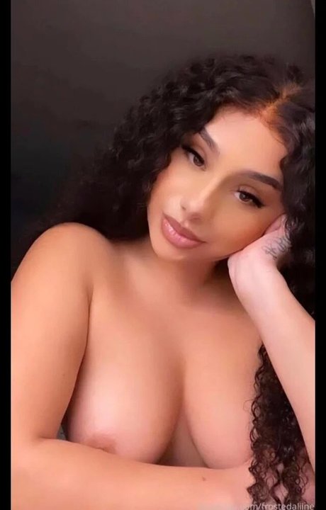 frostedaliine art star du porno photo