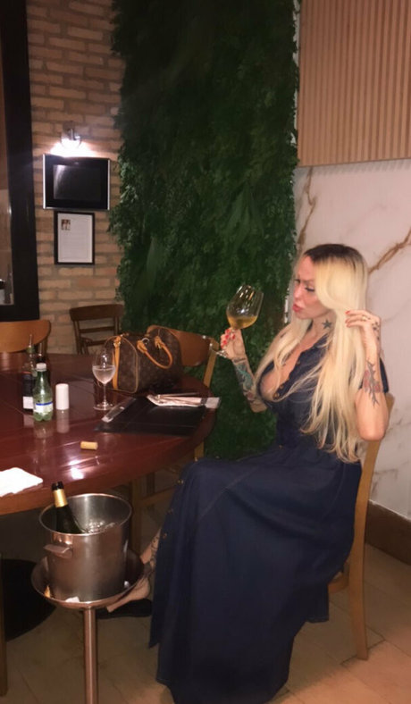 fabiolavoguel modèle sympa galeries