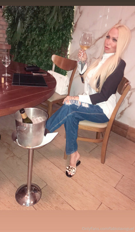 fabiolavoguel actrice chaude photo