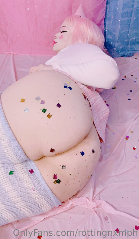 rottingnxmph actrice érotique collection
