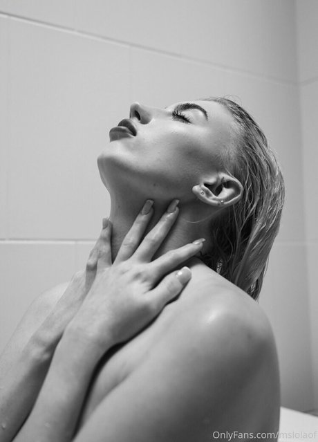 mslolaof modèle artistique photo