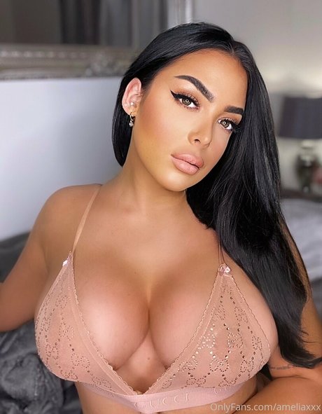 ameliaxxx star du porno adulte img