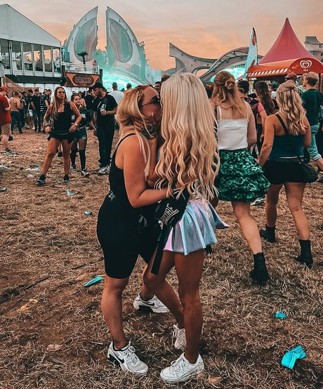 éjaculation pov onlyfans nu en haute qualité collection