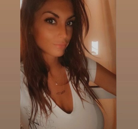 Gatina 22 star du porno hd photos