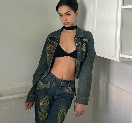 Nailea Devora star du porno gratuite photo