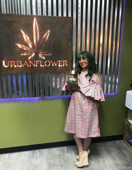 paisleehaze joli modèle des photos