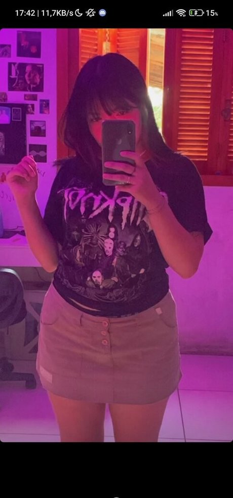 Freak emi sexe star galeries