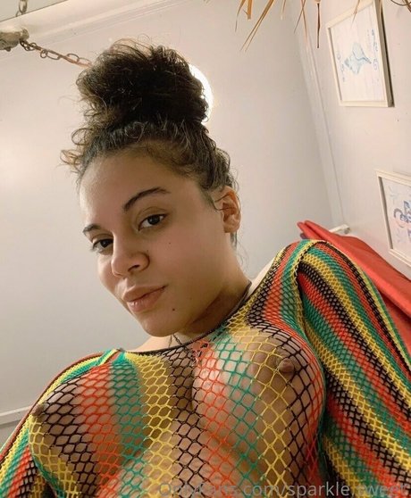 norah23694 jolie star du porno galerie