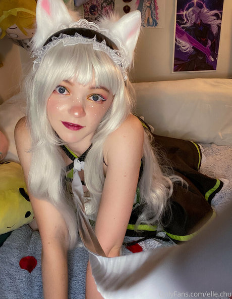 elle chu modèle exclusif des photos