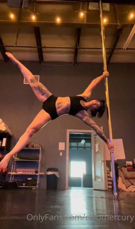 cleomercury modèle hd galerie