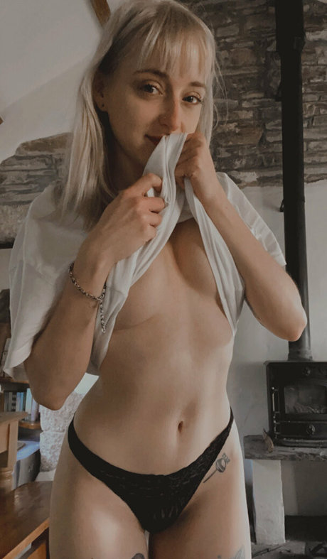 fellation mature uniquementfans nu parfait collection