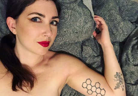 Viola Volta sexe de star du porno photo