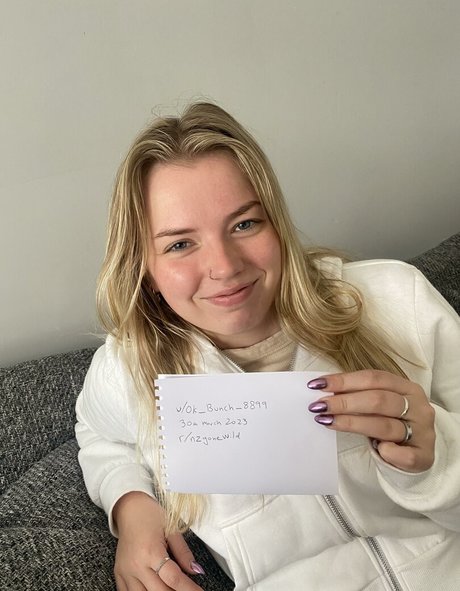 holliesworldd star du porno nue des photos