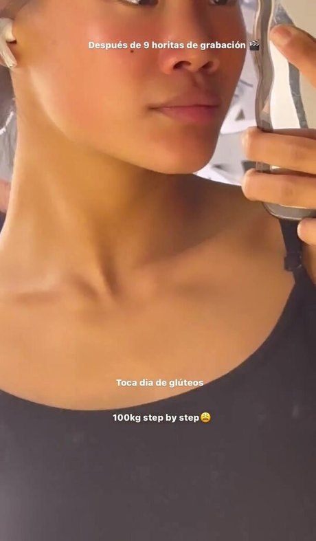 Nona Sobo joli modèle images