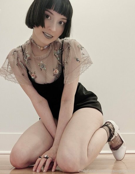 nataliagreyfree actrice chaude img