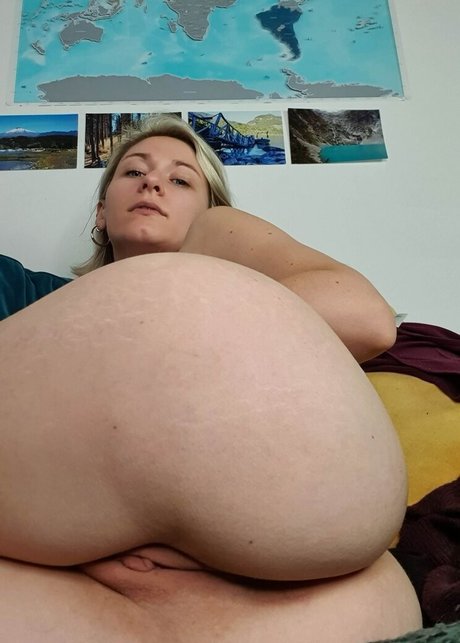 lesbiennes aux gros seins onlyfans hd xxx img