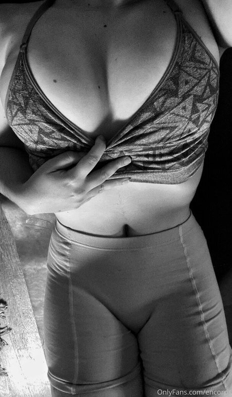 Encorps_ modèle artistique image