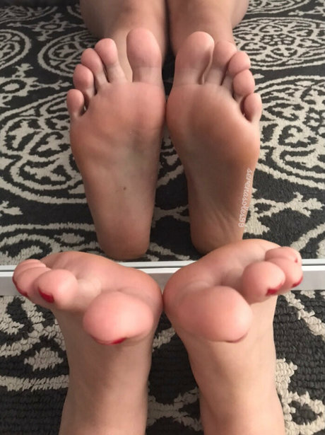 fans en fauteuil roulant uniquement nus hd photos