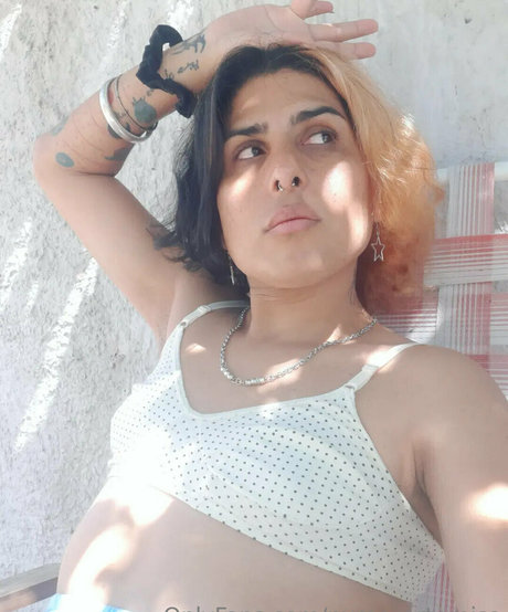 nyme artemisa star du porno sexy image