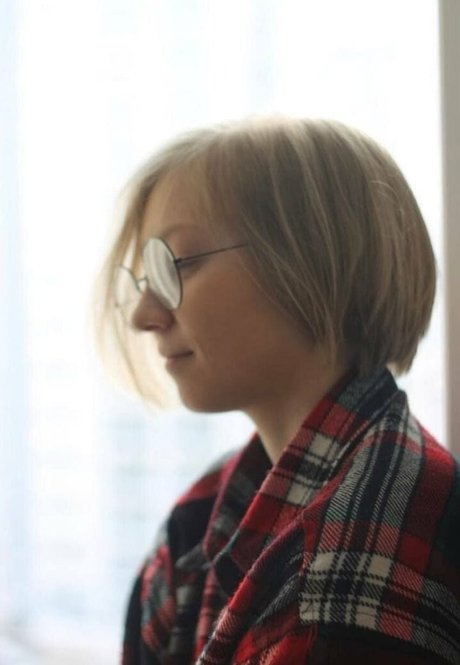 likastorm actrice de grande qualité des photos