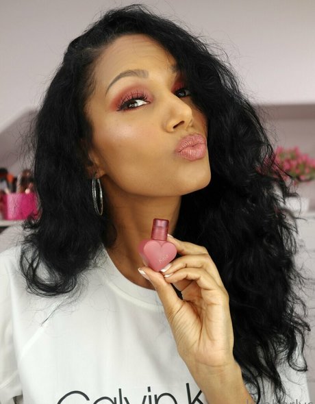 itskimberlyc actrice sexy collection