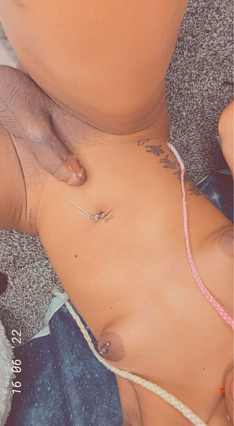 Cloudy Vi modèle img