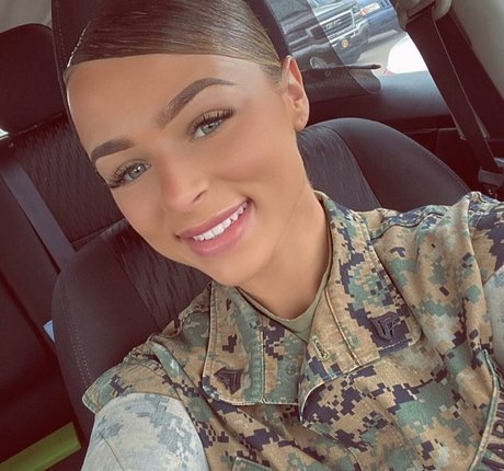 Angel Romero actrice parfaite images