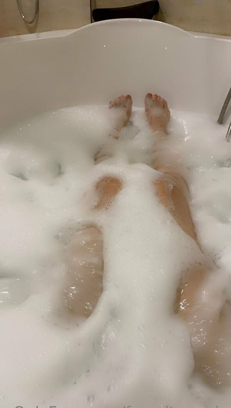 fellation transexuelle onlyfans parfait et sexy image