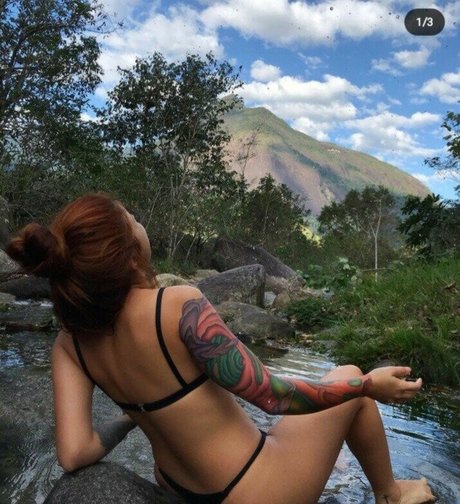 Bea Mancebo nus star du porno des photos