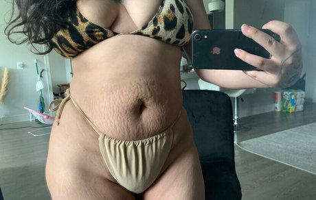 chatte parfaite onlyfans beau sexe image