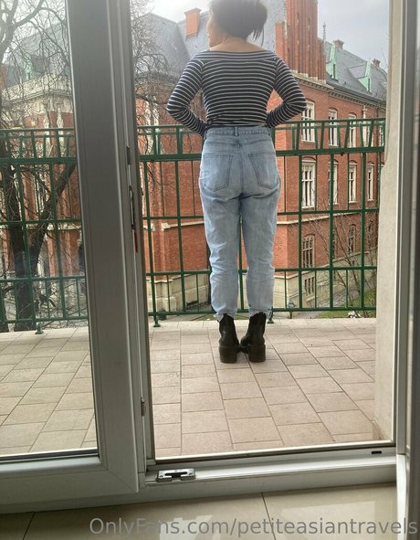 petiteasiantravels star du porno en haute qualité photo