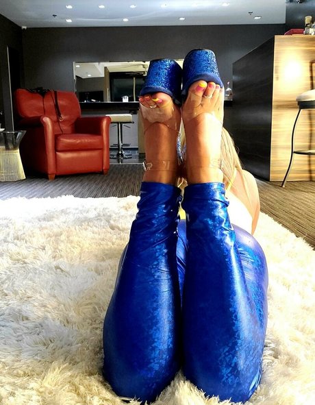 wonderfeetwoman star du porno érotique photo