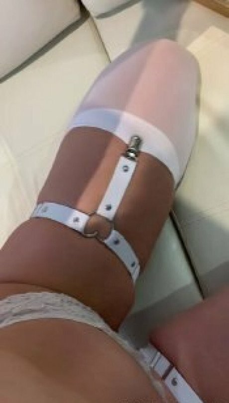 Sandra Koycheva modèle exclusif image