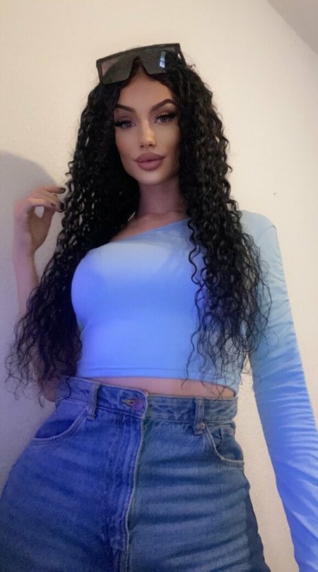 Trannyeva modèle parfait galerie