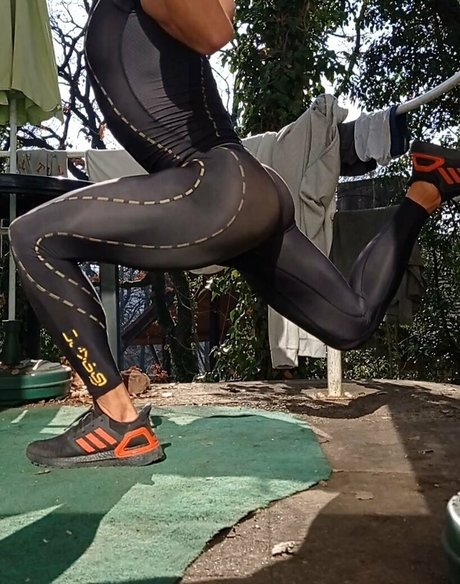 andrewad actrice chaude collection