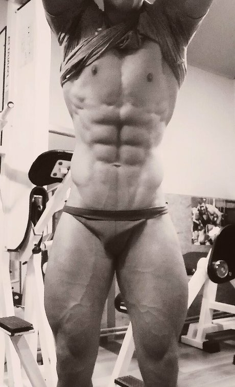 andrewad haut modèle des photos