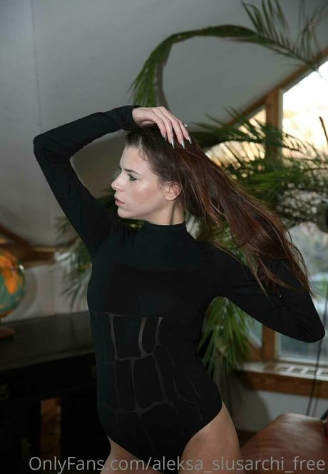 aleksa slusarchi free modèle gratuit image