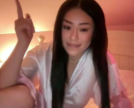 molly doris modèle sympa galeries