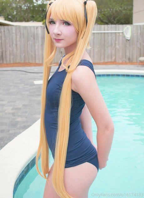 renbunni actrice parfaite des photos