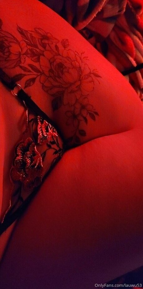 lauwu53 actrice de nus images