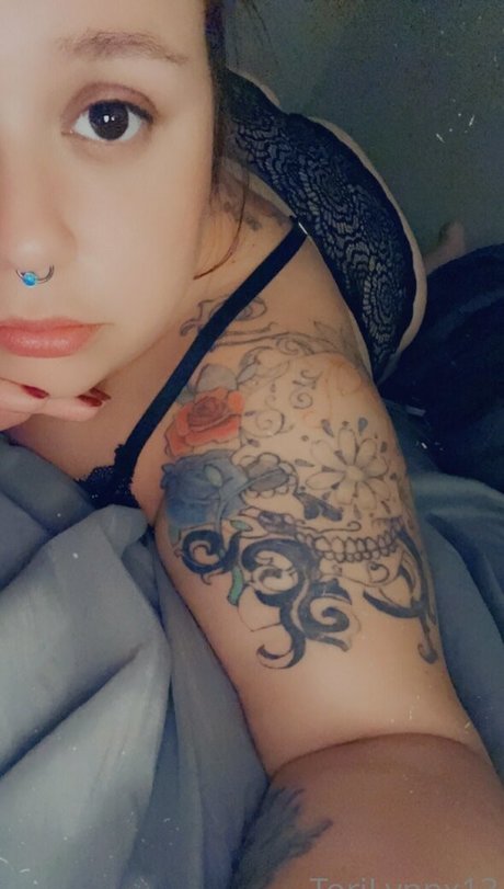 torilynnx13 actrice sexy image