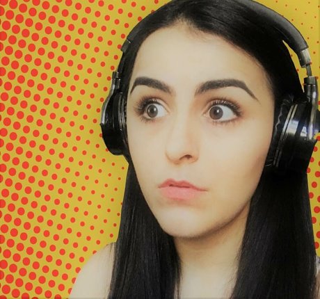 Alliebeemac étoile chaude img