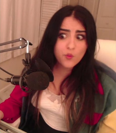 Alliebeemac star érotique image