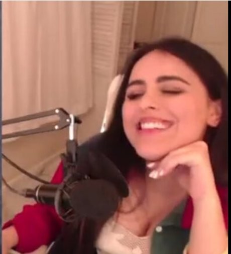 Alliebeemac actrice hd des photos