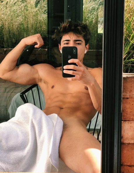 prettyboyaedan jolie star du porno galerie