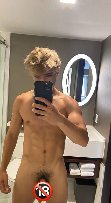 prettyboyaedan star du porno chaud photo