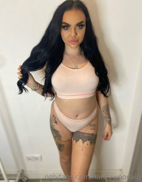 grand-mère onlyfans magnifique parfait image