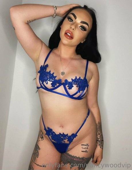 fans en fauteuil roulant uniquement art sexy images