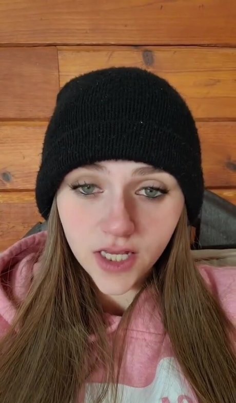 Ivory Ray modèle gratuit collection